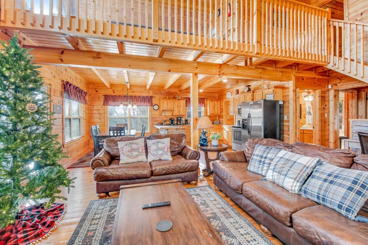 Triple Mountain View Villa Gatlinburg Bagian luar foto