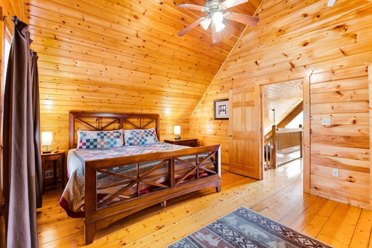 Triple Mountain View Villa Gatlinburg Bagian luar foto