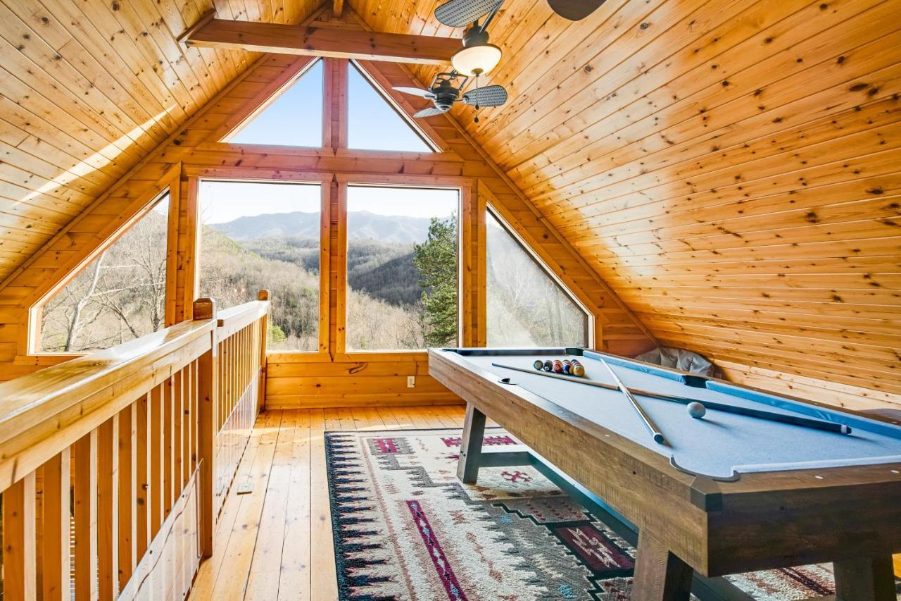 Triple Mountain View Villa Gatlinburg Bagian luar foto