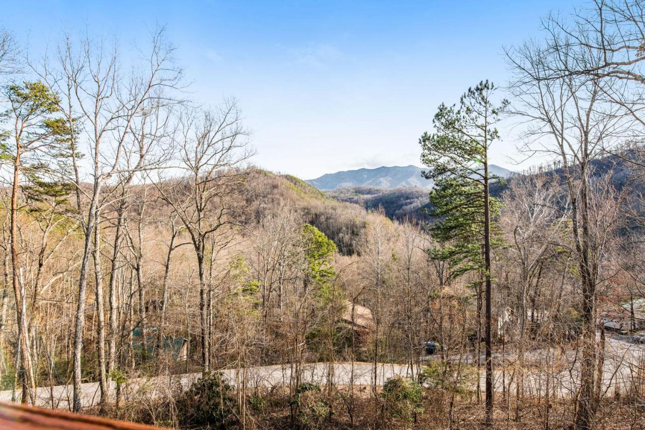Triple Mountain View Villa Gatlinburg Bagian luar foto