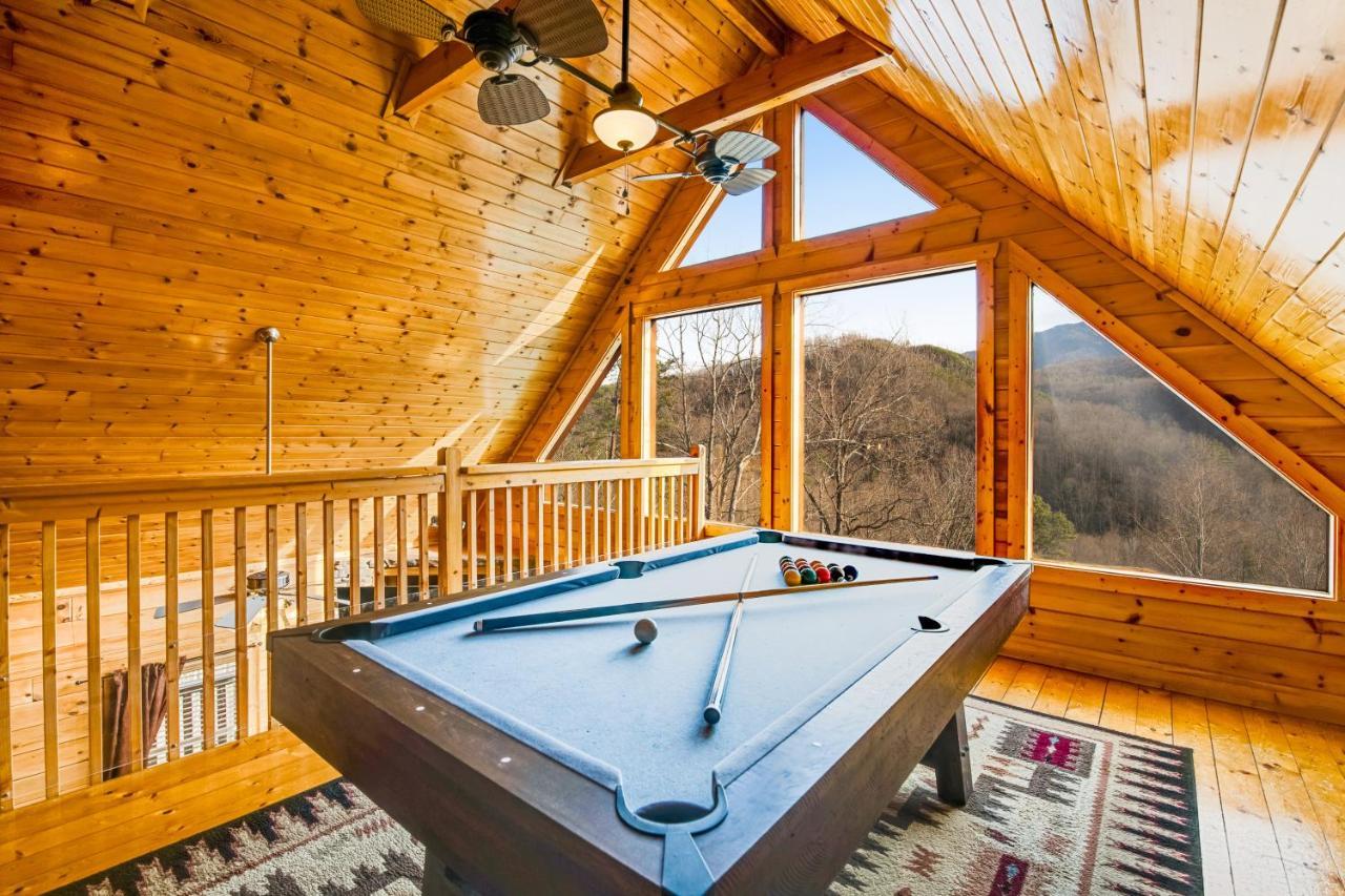 Triple Mountain View Villa Gatlinburg Bagian luar foto