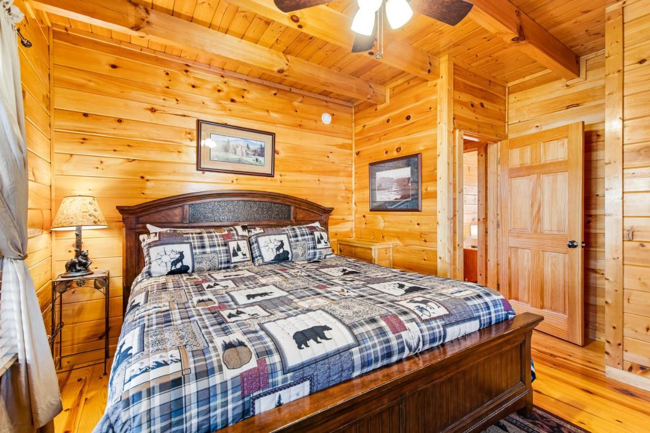 Triple Mountain View Villa Gatlinburg Bagian luar foto